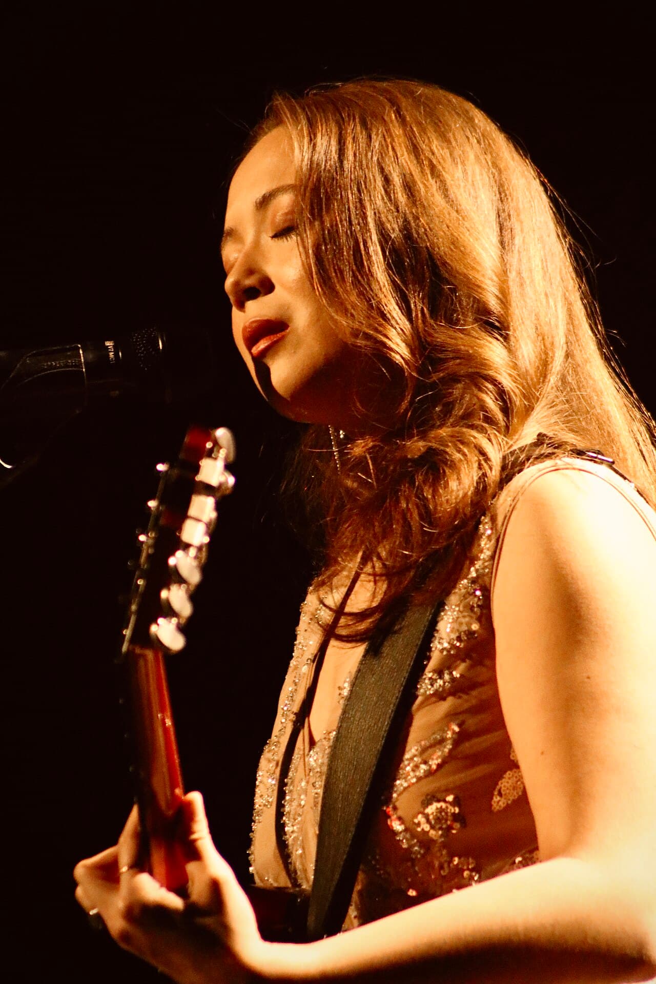 Laufey Music Video Sparks 'Lady Macbeth' Comparisons