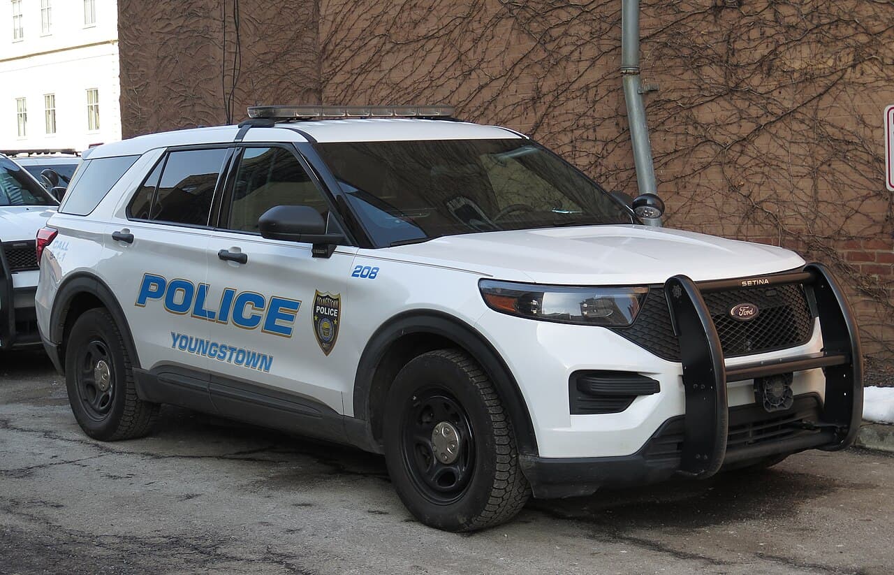 Pregnant Woman Killed in Crash with Police Car: Two Officers Charged