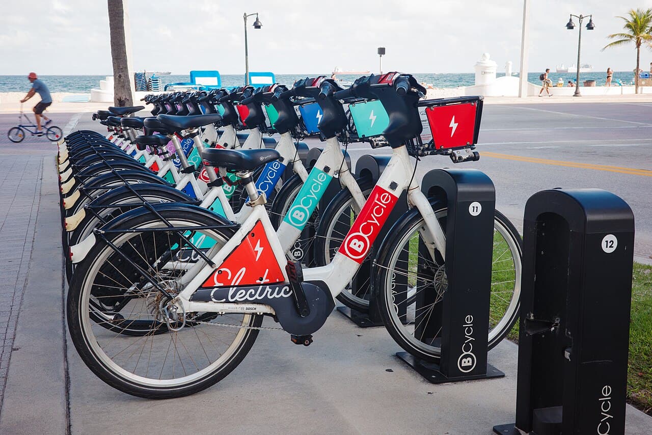 Canyon Spectral:ON CF 8: New Full-Carbon Electric Mountain Bike Targets Sub-$4,500 Market