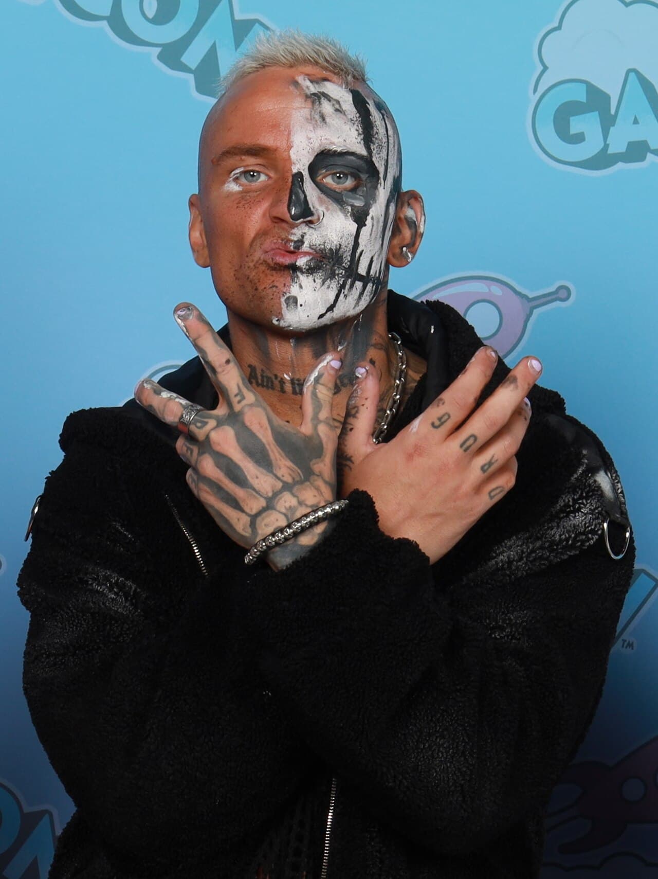 Darby Allin's Inaugural AEW Championship Dynamite Appearance Ignites Mixed Reactions